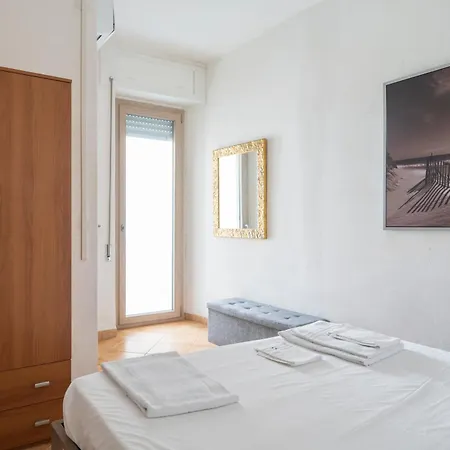 Seaview House Apartment *